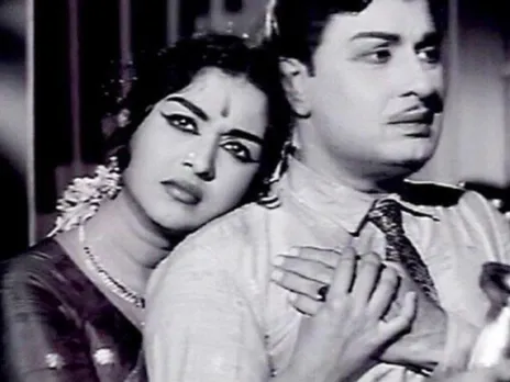 kalangarai vilakkam