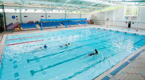 swimming pool