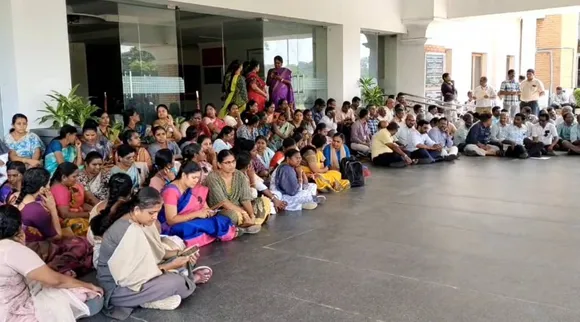 agri teachers protest