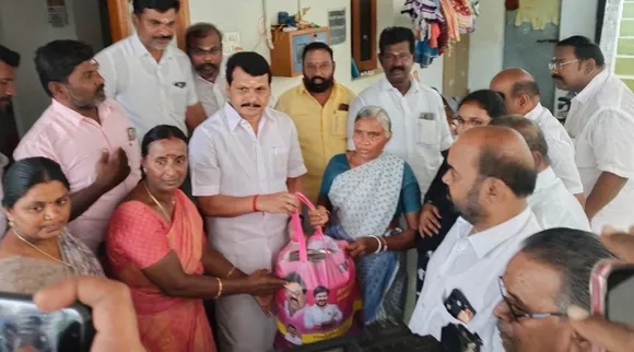 Karur V Senthil Balaji DMK MLA Diwali gift to each house his constituency Tamil News