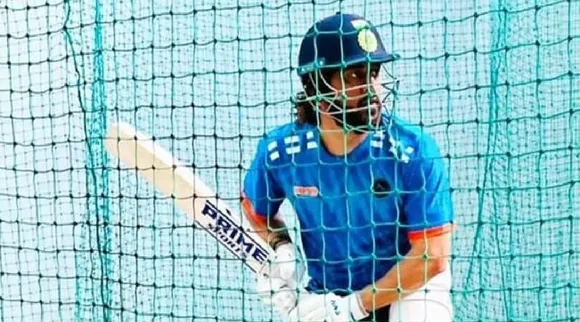 MS Dhoni IPL 2024 New bat sticker goes viral social media heartwarming reason Tamil News 