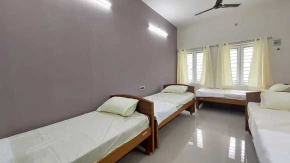 tn govt thozhi hostels