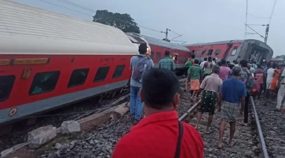 mumbai howrah train accident