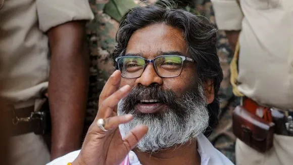 Supreme Court refuses to entertain Hemant Sorens interim bail plea