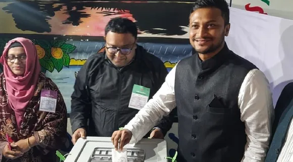 WATCH video Shakib Al Hasan slaps fan after winning parliamentary seat Tamil News 