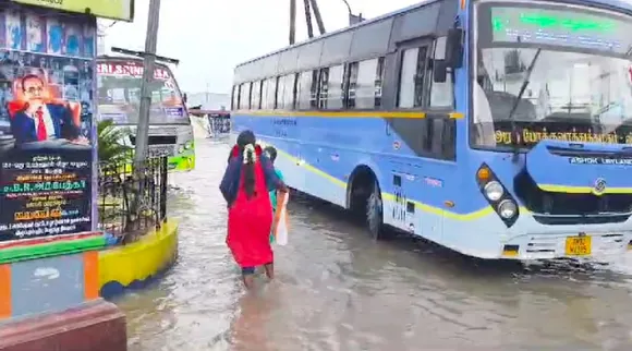 Villupuram Rain water stagnation At bus Stop passengers complain Tamil News 