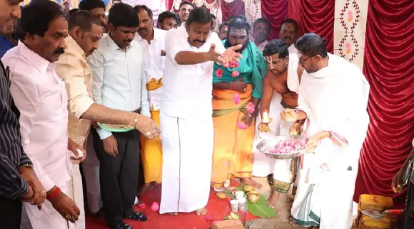 KN Nehru Srirangam New Bus stand bhoomi pooja Next TN CM comment by priest Tamil News 