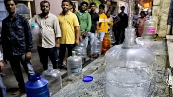 From schools to fire department how Bengalurus water shortage is driving the city to a Cape Town like situation