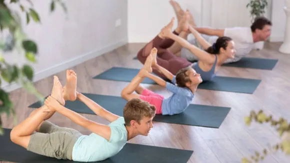dhanurasana