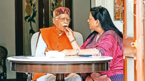  Advani award.jpg