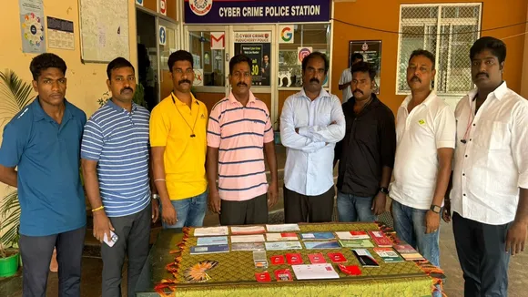 A Chennai youth was arrested for fraud through a cell phone app