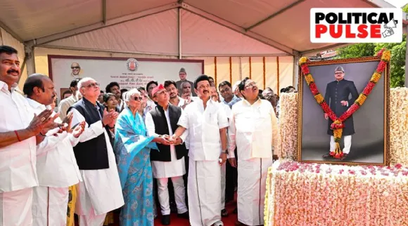 Akhilesh Yadav statue unveiling VP Singh OBC vote tamil news 