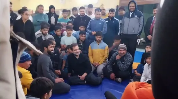 Rahul Gandhi Meets Wrestlers In Haryana Tamil News 
