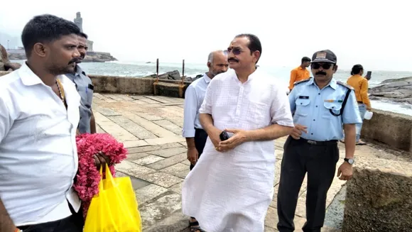 Prime Minister Narendra Modis brother Pankajbhai visi kanyakumari