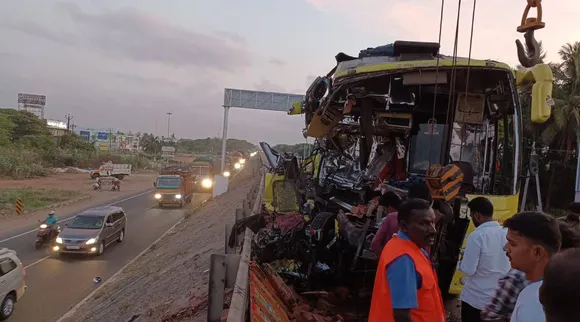 Tr bus.jpg