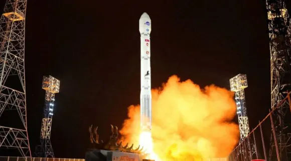  military spy satellite.jpg