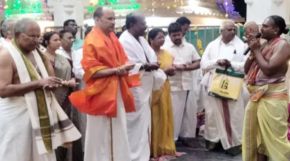 Sekar Deva.jpg