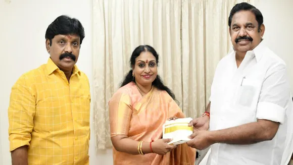 Shimla Muthucholan joined AIADMK after quitting DMK
