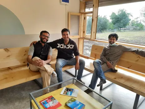 Parabooking, a startup that operates a paragliding booking platform, raises Rs 50 Lakh seed funding