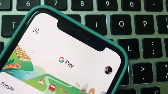 SC On Action, Issues Notices To WhatsApp, Google, Amazon Over Data Privacy On UPI Platforms