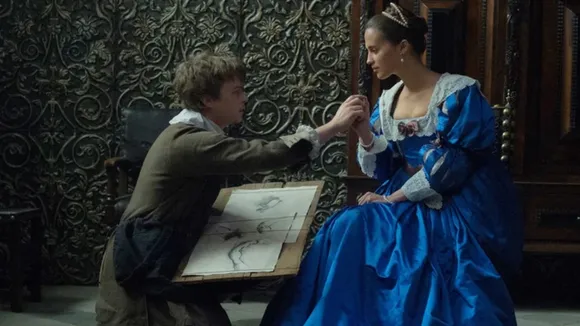 The Central Themes of 'Tulip Fever': Love and Greed in 17th-Century Amsterdam