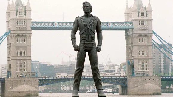 Michael Jackson Giant HIStory Statues