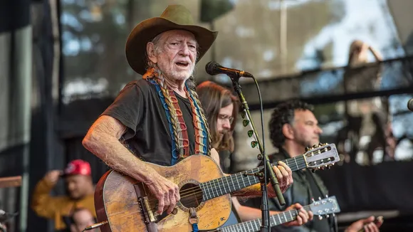 Willy Nelson Performs Live Till Further Notice