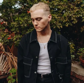 Trevor Daniel Sees His Debut Hit 'Falling' Claim the No. 1 Spot