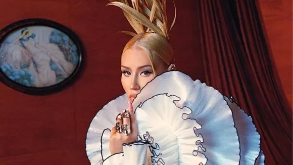 Iggy Azalea & Tinashe Get The Groove Going with 'DLNW'