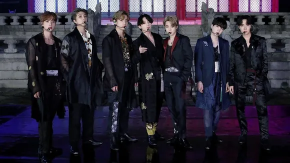#BTSWEEK officially kicks off