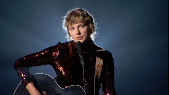 Taylor Swift Becomes A Chart Topper With ‘Willow’