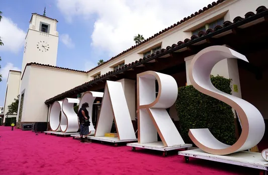 ‘I Can’t Breath’ Singer Sets Record At Oscars 2021