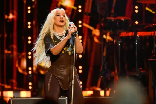 Christina Aguilera to Perform at Latin Grammys for First Time in Over 20 Years