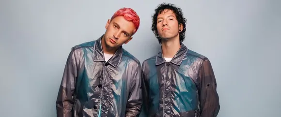 Twenty-One Pilots Perform a Mash-up of ‘Stranger Things’ Theme And ‘Heathens’