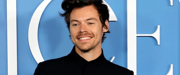 Harry Styles Accidentally Split Gucci Trousers in Front of Jennifer Aniston in LA Show