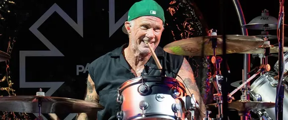 Red Hot Chili Peppers' Chad Smith Performs at a Surprise Australian Pub Set