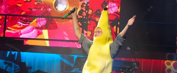 Harry Styles Brings Back The ‘Banana Song’, An Inside Joke With His Fans