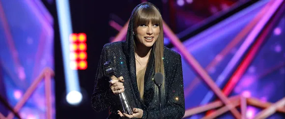 Taylor Swift Says “You Have to Give Yourself Permission to Fail” on Receiving Innovator Award at 2023 iHeartRadio Music Awards