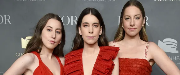 Haim Recounts Touring With Julian Casablancas in Their Early Years