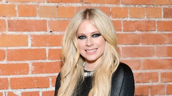 Avril Lavigne: The Pop-Punk Princess’ Best Looks 