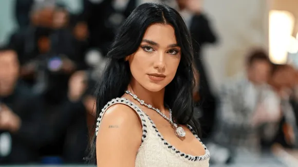 Dua Lipa Teases New Music! 