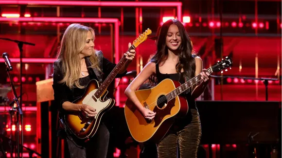 Olivia Rodrigo Reunites With Sheryl Crow For Surprise 'If It Makes You Happy' Duet