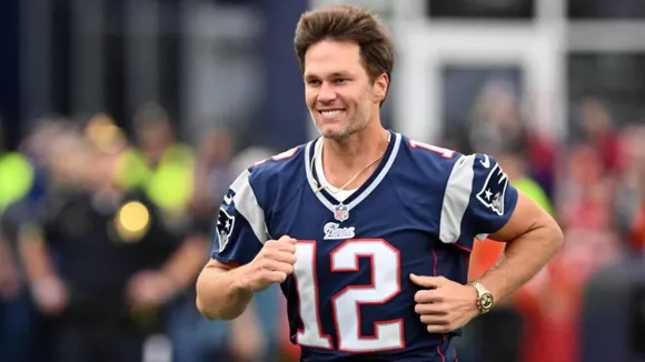 46-Year-Old Tom Brady Outpaces His 22-Year-Old Self in 40-Yard Dash