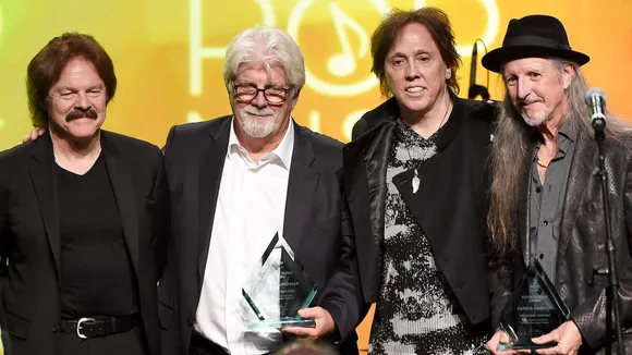 The Doobie Brothers Reunite With Michael McDonald for First Album in 44 Years