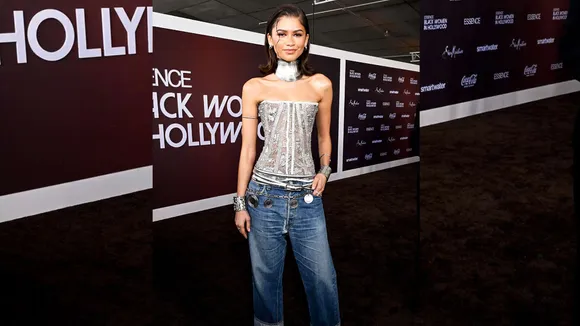 Zendaya Wears Boyfriend Jeans With Super-Tight Corset and Chic Bob Haircut