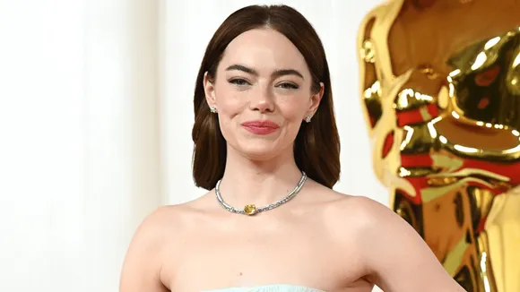 People Think Emma Stone Called Jimmy Kimmel a "Pri*k" at The 2024 Oscars