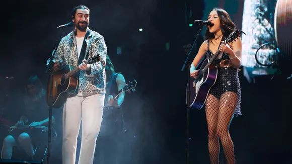 Olivia Rodrigo Brings Out Noah Kahan For Duet at NYC Show 