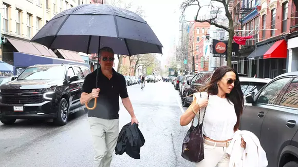 Jennifer Lopez Enjoys Lunch in New York City With Matt Damon And Wife Luciana