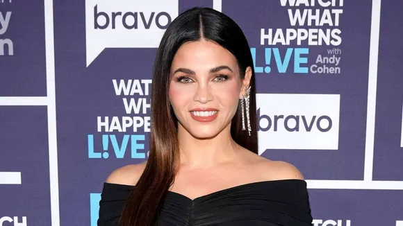 Pregnant Jenna Dewan Flaunts Baby Bump with Adorable Homage to Taylor Swift's New Album