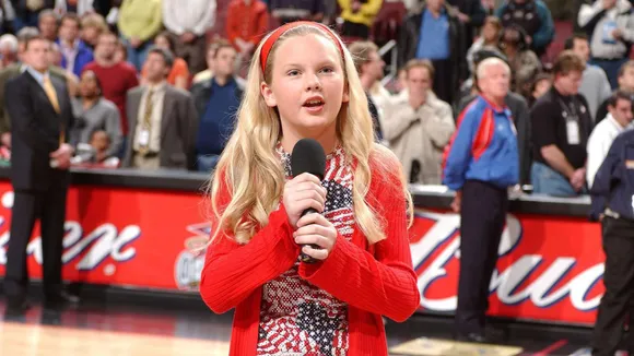 Taylor Swift's Former Teachers Say "She Was Always Writing Poetry"